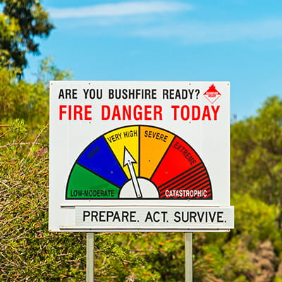 Australian Fire Danger Rating sign pointing to "Very high"