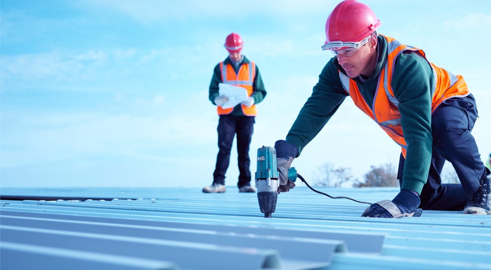 2 men on construction site